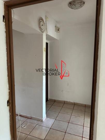 Titan Apartament 2 camere, et.1/4, liber, bloc caramida, Titan Potcoava